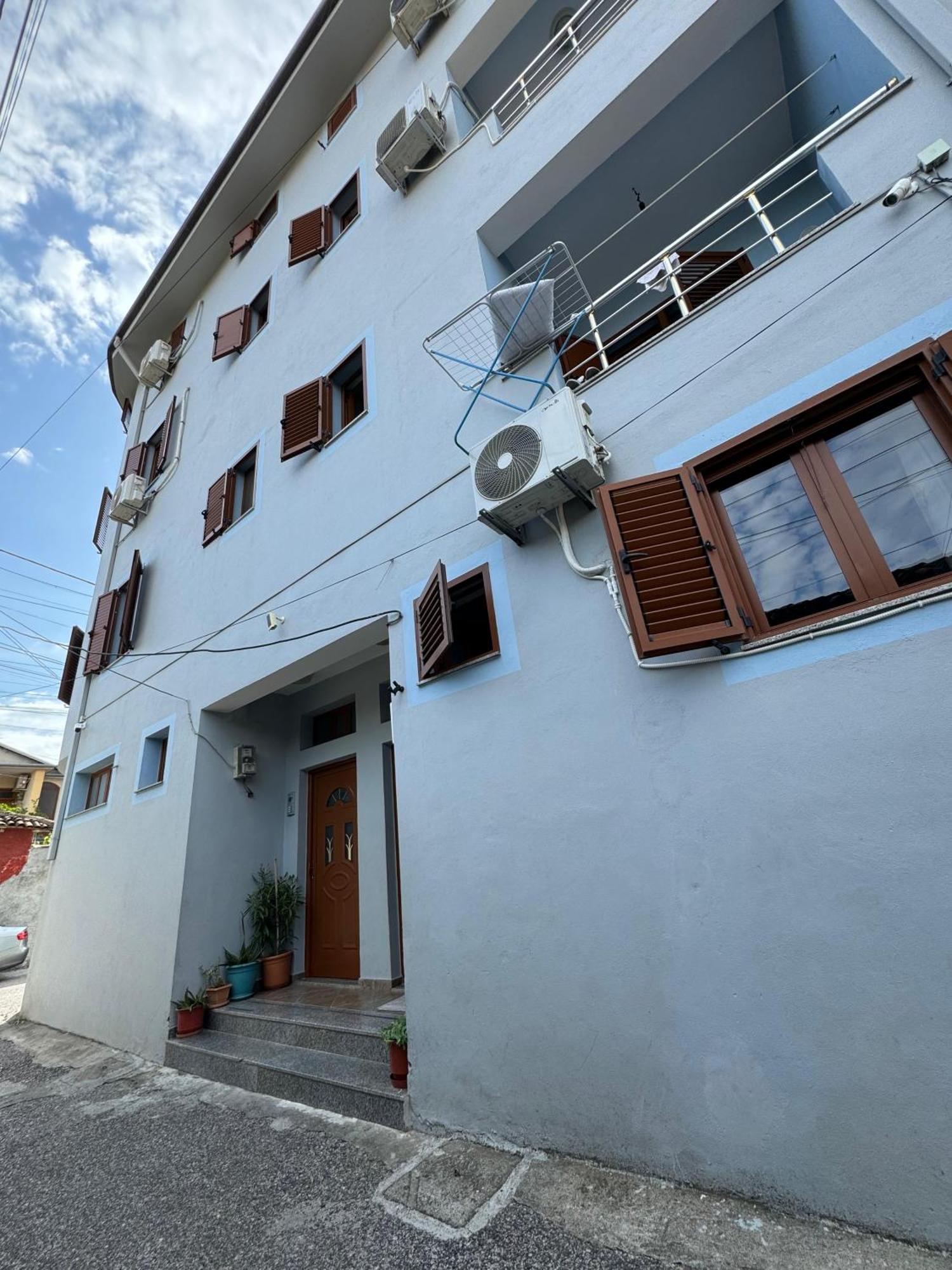 Aleksi&Eli Apartment Shkodër Екстериор снимка