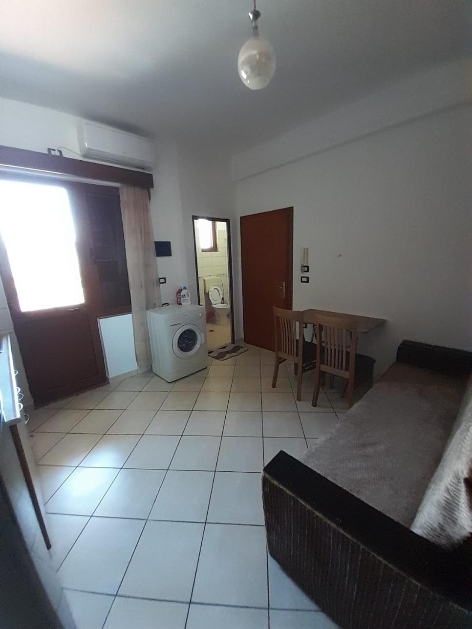Aleksi&Eli Apartment Shkodër Екстериор снимка