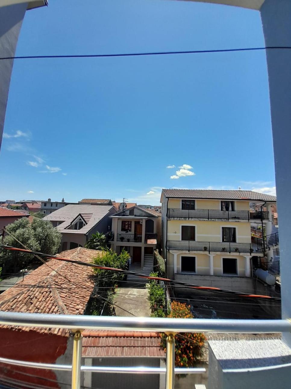 Aleksi&Eli Apartment Shkodër Екстериор снимка