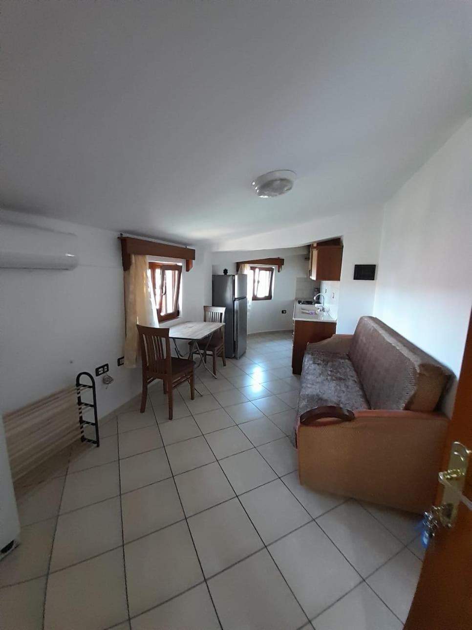Aleksi&Eli Apartment Shkodër Екстериор снимка