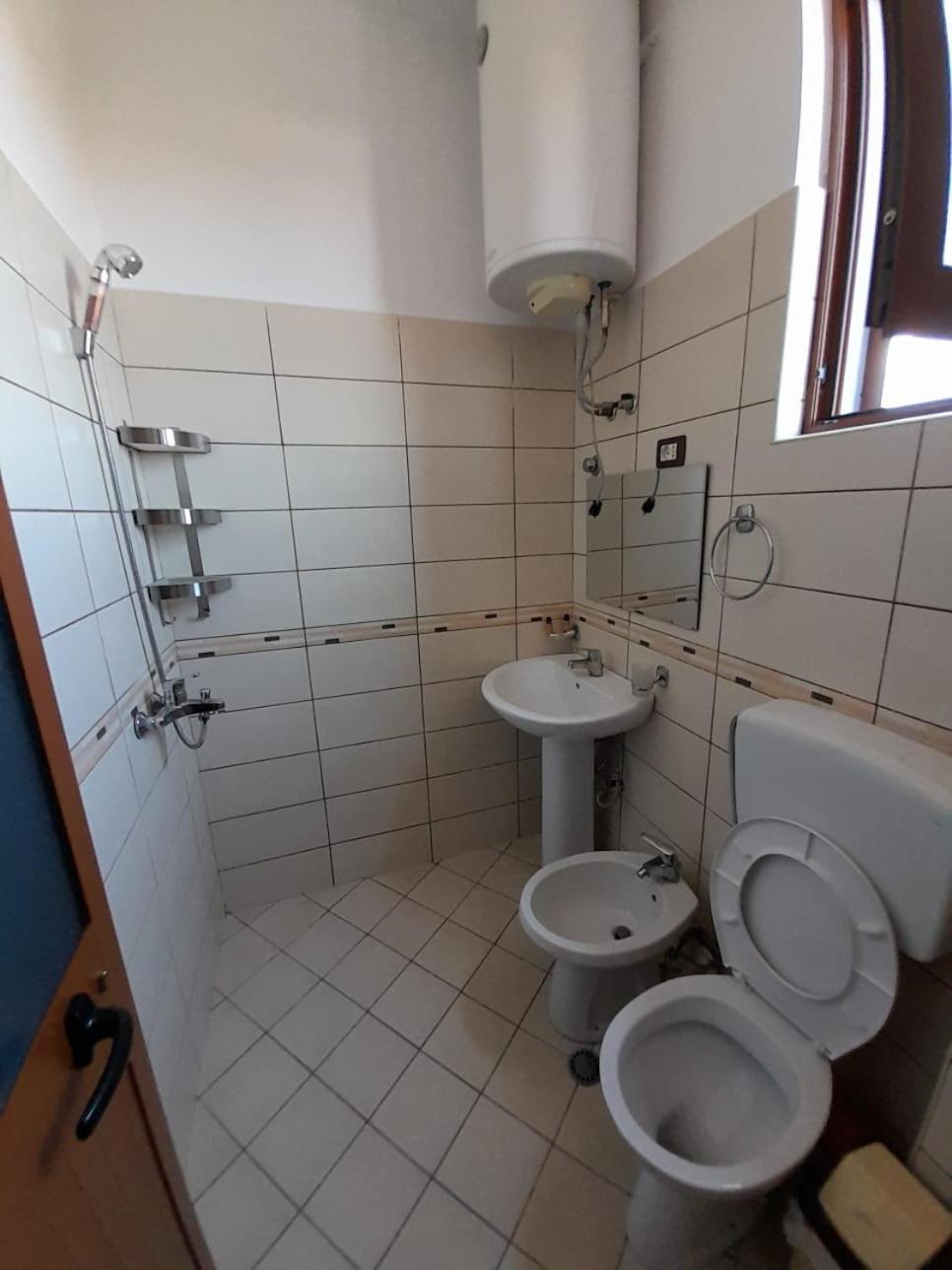 Aleksi&Eli Apartment Shkodër Екстериор снимка