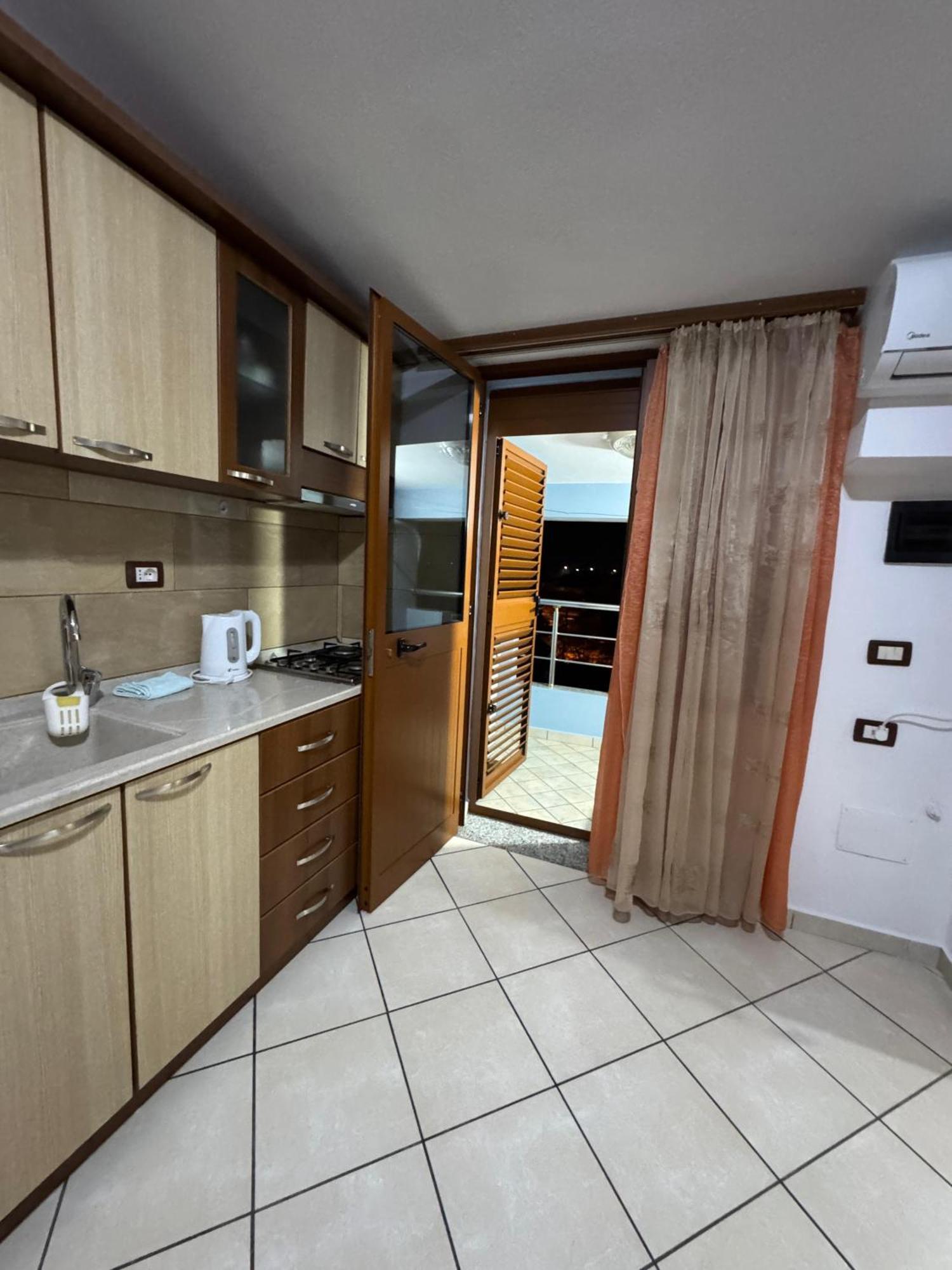 Aleksi&Eli Apartment Shkodër Екстериор снимка